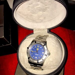 Tag Heuer Men’s Watch Slvr/blu. Never worn;